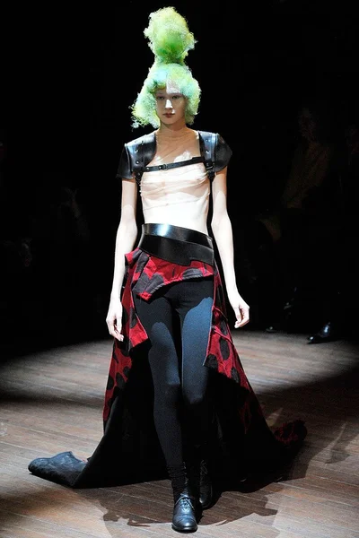 Look 38